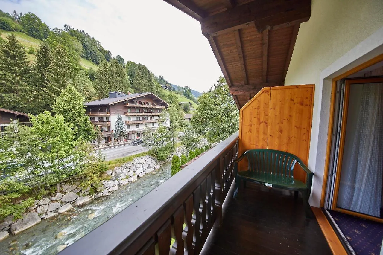 Haus Margarethe Appartements Saalbach-Hinterglemm Apartment